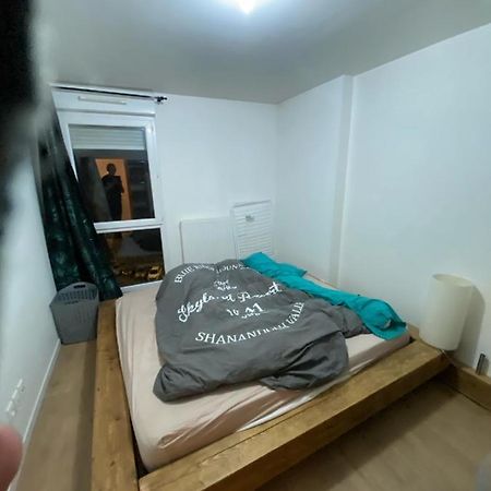 Super Chambre Avec Salle De Bain Courcouronnes Экстерьер фото